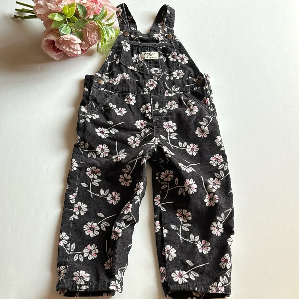 Osh Kosh vintage Overalls Girls 6 Monhs Black Corduroy With Daisy print